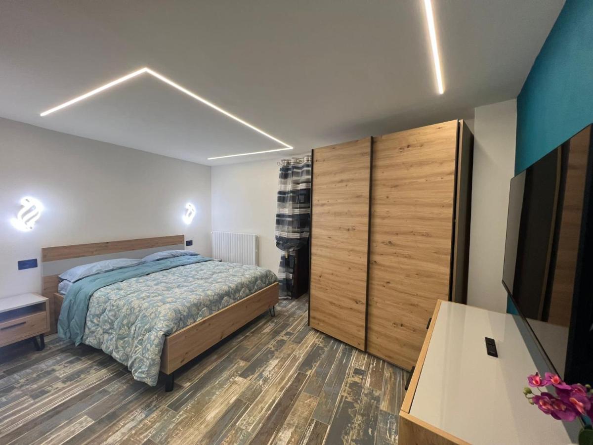 Castel Di Sangro Suite Apartment Екстер'єр фото